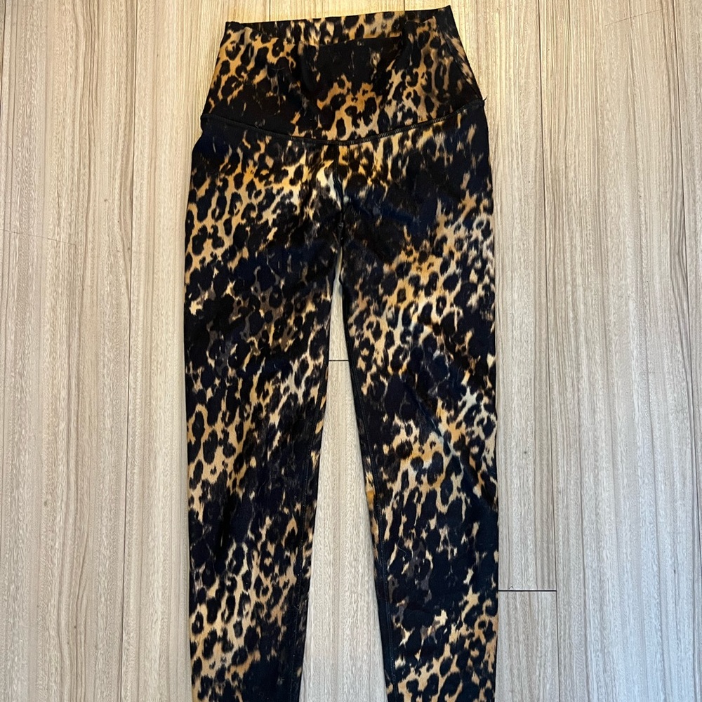 Wear it to heart leopard leggings pants xs